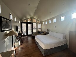 River's Edge Resort at Heber Valley