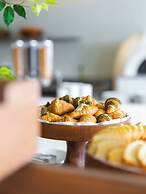 Arabella Beach Hotel Kuwait, Vignette Collection by IHG