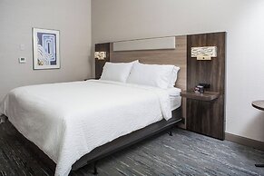 Holiday Inn Express and Suites Prince Albert South by IHG