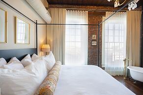 Hotel Cleo, Knoxville Downtown, a Tribute Portfolio Hotel