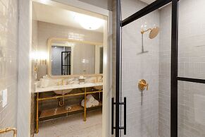 Hotel Cleo, Knoxville Downtown, a Tribute Portfolio Hotel