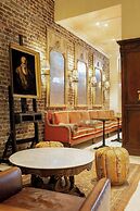 Hotel Cleo, Knoxville Downtown, a Tribute Portfolio Hotel