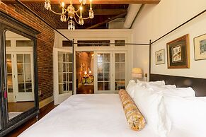 Hotel Cleo, Knoxville Downtown, a Tribute Portfolio Hotel