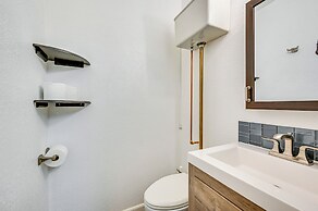 Furnished Deck + Forest Views: Pine Retreat!