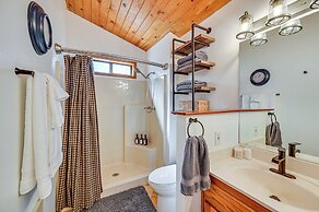 Furnished Deck + Forest Views: Pine Retreat!