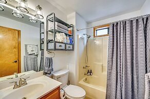 Furnished Deck + Forest Views: Pine Retreat!