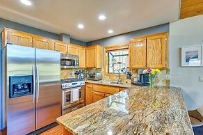 Furnished Deck + Forest Views: Pine Retreat!