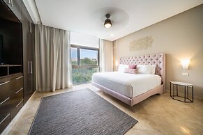 Luxury 2 Bedroom Condo at Haab