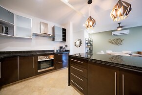 Luxury 2 Bedroom Condo at Haab
