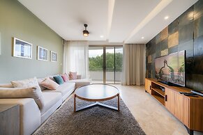Luxury 2 Bedroom Condo at Haab