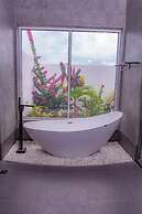 Lake Side Deluxe Villa