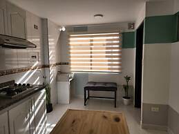 APARTAMENTOS Y HABITACIONES