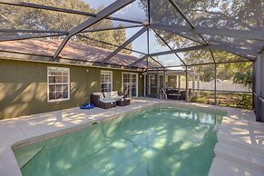 Sunny Ocala Home w/ Private Pool & Hot Tub!