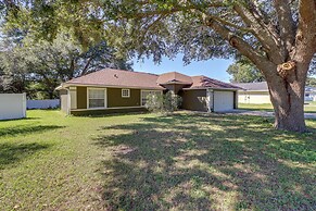 Sunny Ocala Home w/ Private Pool & Hot Tub!
