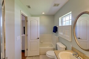 Sunny Ocala Home w/ Private Pool & Hot Tub!