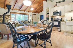 Roscommon Cottage - Walk to Higgins Lake!