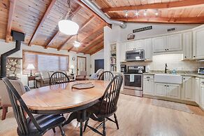 Roscommon Cottage - Walk to Higgins Lake!