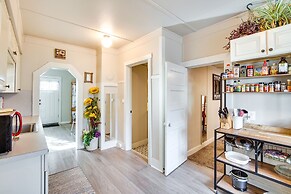 Charming Ellensburg Cottage w/ Private Outdoor Bar