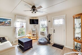 Charming Ellensburg Cottage w/ Private Outdoor Bar