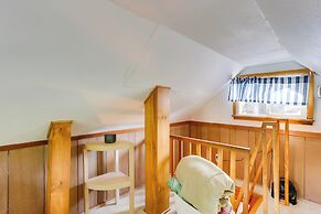 Crestline Cabin: Close to Lake Arrowhead & Skiing