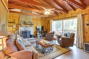Crestline Cabin: Close to Lake Arrowhead & Skiing