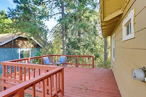 Crestline Cabin: Close to Lake Arrowhead & Skiing