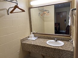 Executive Inn & Suites Lackland AFB