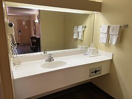 Executive Inn & Suites Lackland AFB