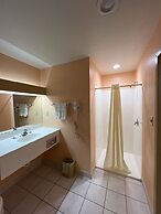 Executive Inn & Suites Lackland AFB