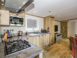 18 Woodlands Retreat