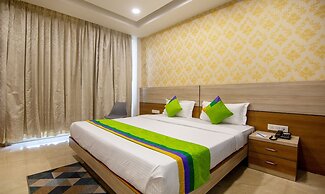 Treebo FlxHo Trio, Medanta Medicity Gurgaon