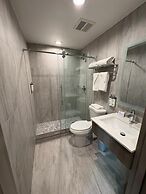 Holiday Inn Express And Suites Bronx NYC by IHG