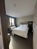 Holiday Inn Express And Suites Bronx NYC by IHG