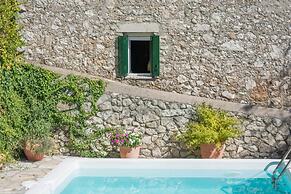 The Old House Guest House - Collection Villas