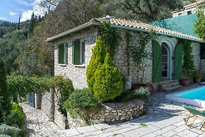 The Old House Guest House - Collection Villas