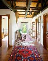 The Old House Guest House - Collection Villas