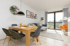 Symboliczna Apartment Warsaw by Renters