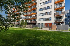 Symboliczna Apartment Warsaw by Renters