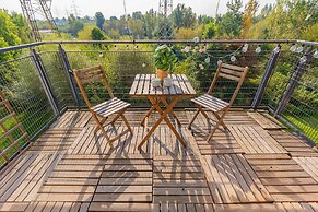 Symboliczna Apartment Warsaw by Renters