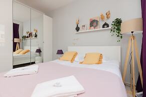 Symboliczna Apartment Warsaw by Renters