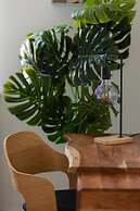 Symboliczna Apartment Warsaw by Renters