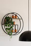 Symboliczna Apartment Warsaw by Renters