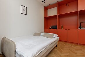 Comfy Studio Grójecka Warsaw by Renters