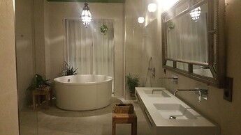 Murallas de Jayran Hotel Boutique