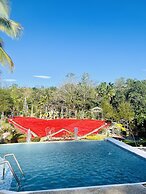 Jardin De Ysabelle and Hobbiton Cafe