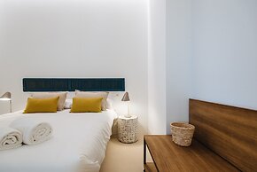 Eva Recommends Castellar Pool & Terrace