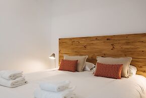 Eva Recommends Castellar Pool & Terrace