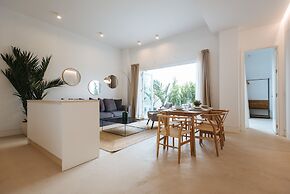 Eva Recommends Castellar Pool & Terrace