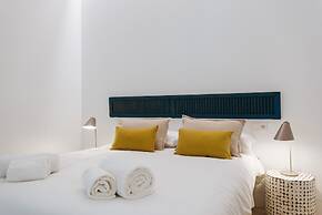 Eva Recommends Castellar Pool & Terrace