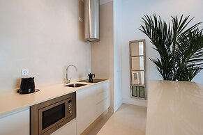 Eva Recommends Castellar Pool & Terrace